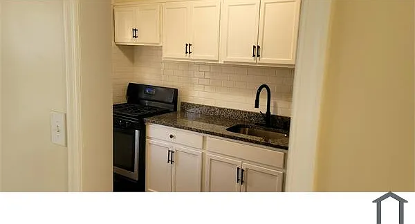 4 bed, 1044 sqft, $2,500 — Photo 3