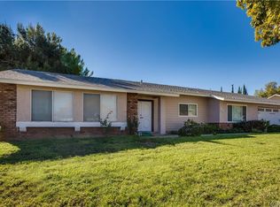 11404 Geyser Dr, Jurupa Valley, CA 91752