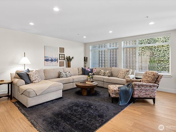 4th image of 45 Pine Street #101