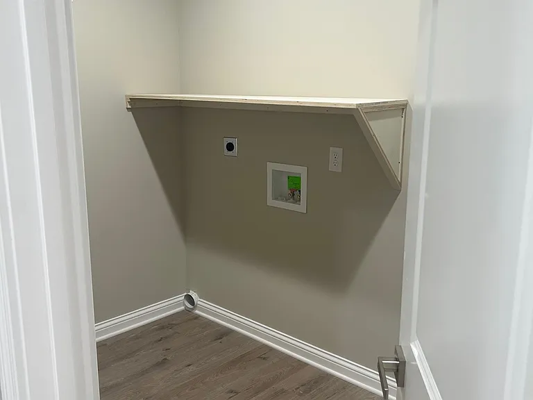 15 Melrose Dr #7 — Photo 7