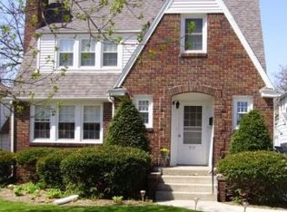 519 N Ottawa Ave, Dixon, IL 61021