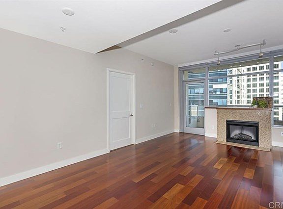 3rd image of 700 W East St Unit 1805