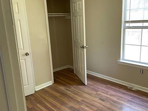 4th image of 1404 N 29th St