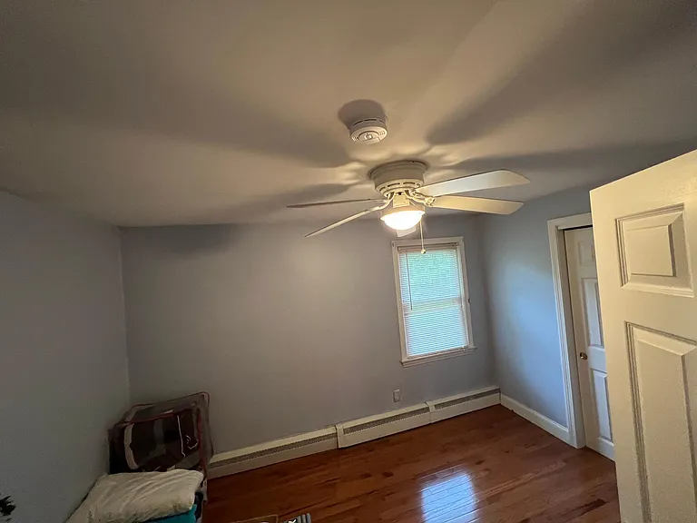 162 Gifford Ave #1 — Photo 8