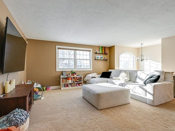 5th image of 6753 Lake Cable Ave NW