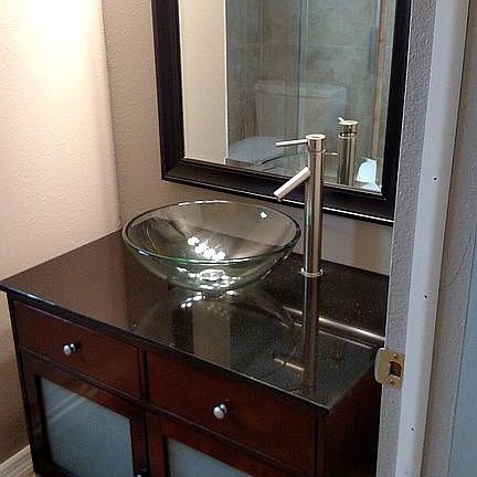 Beautiful vanity & mirror