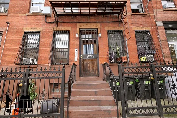 Rented by NMRE | media 9