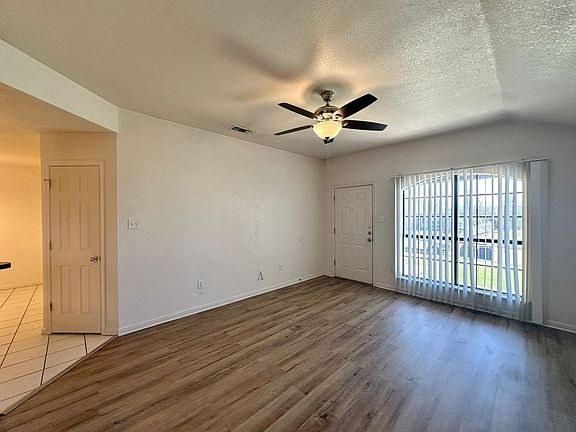 5th image of 3105 Dannen Ct Unit A