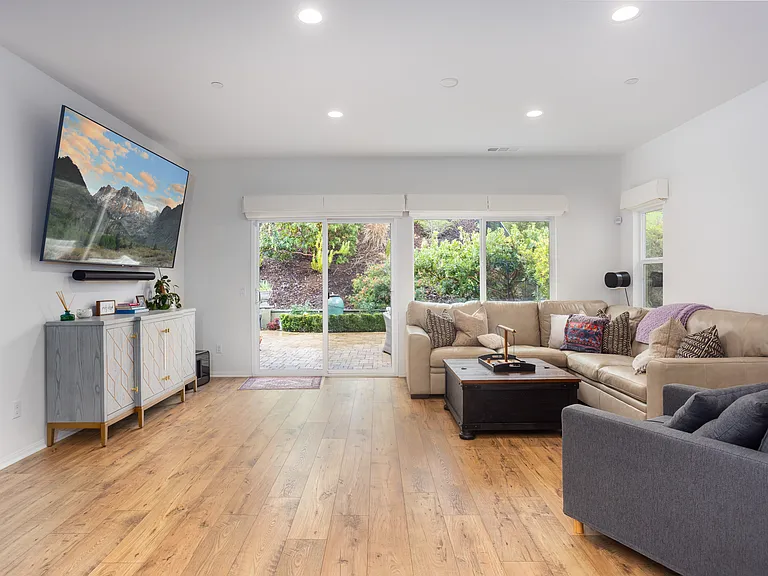 35647 Garrano Ln — Photo 15