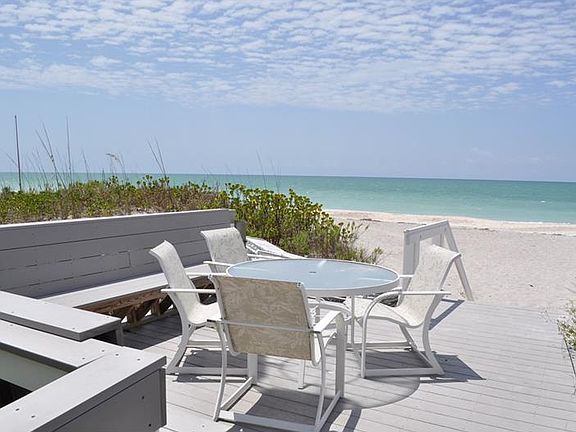 4th image of 1460 Gulf Blvd Unit 8