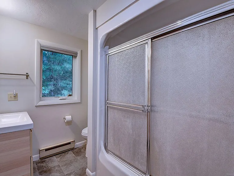 96 Indian Spring Rd — Photo 28