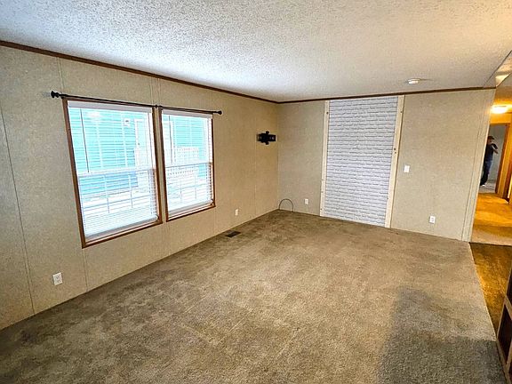 5th image of 1157 Wood Ridge Dr #79