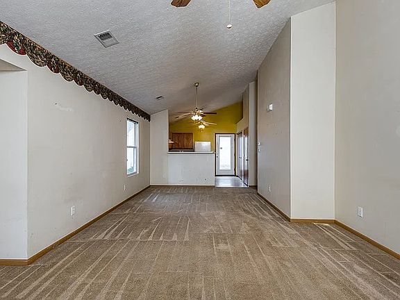 4th image of 5808 Bay Harbor Dr