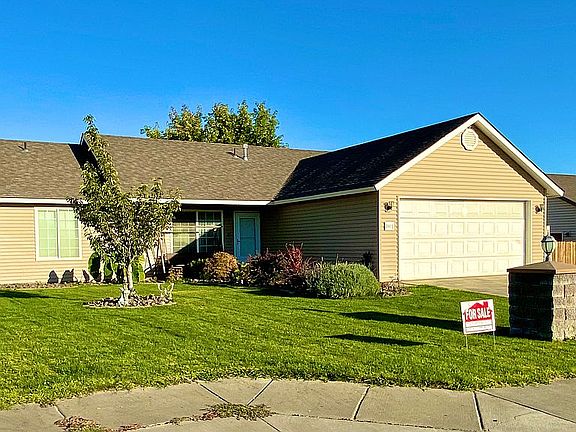 2nd image of 3415 Churchill Downs Ln