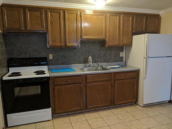 5th image of 110 Pacer Ln