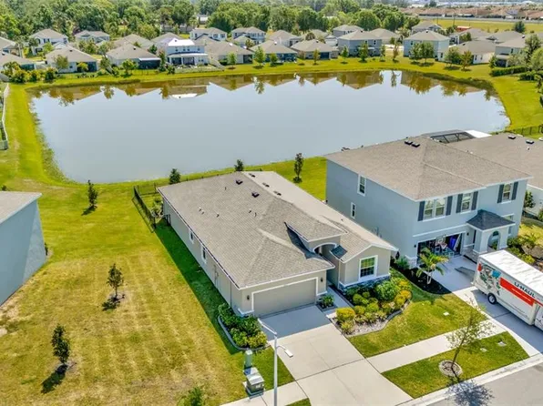 16633 Mooner Plank Cir, Wimauma, FL 33598