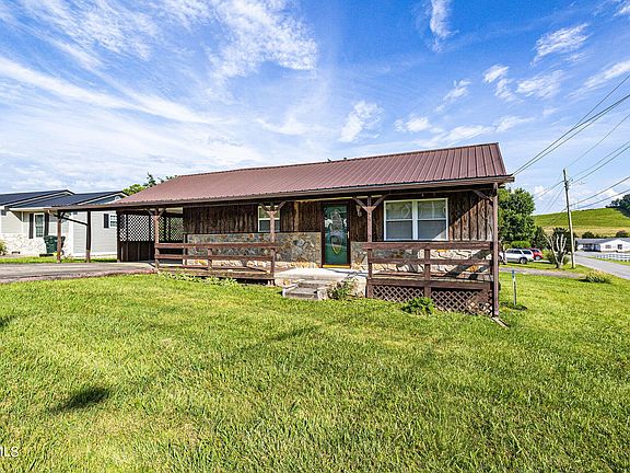 2nd image of 2027 Fairlawn Dr