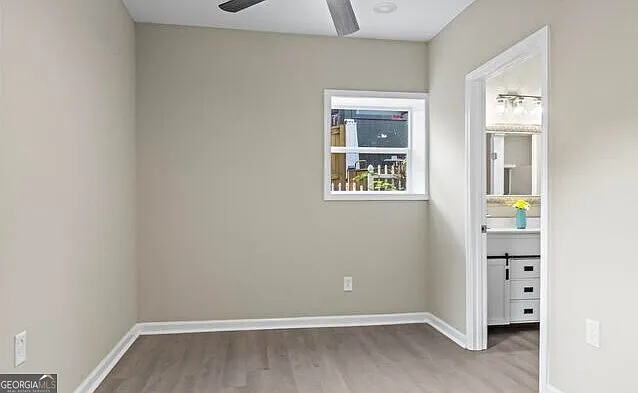 1523 Delia Dr — Photo 14