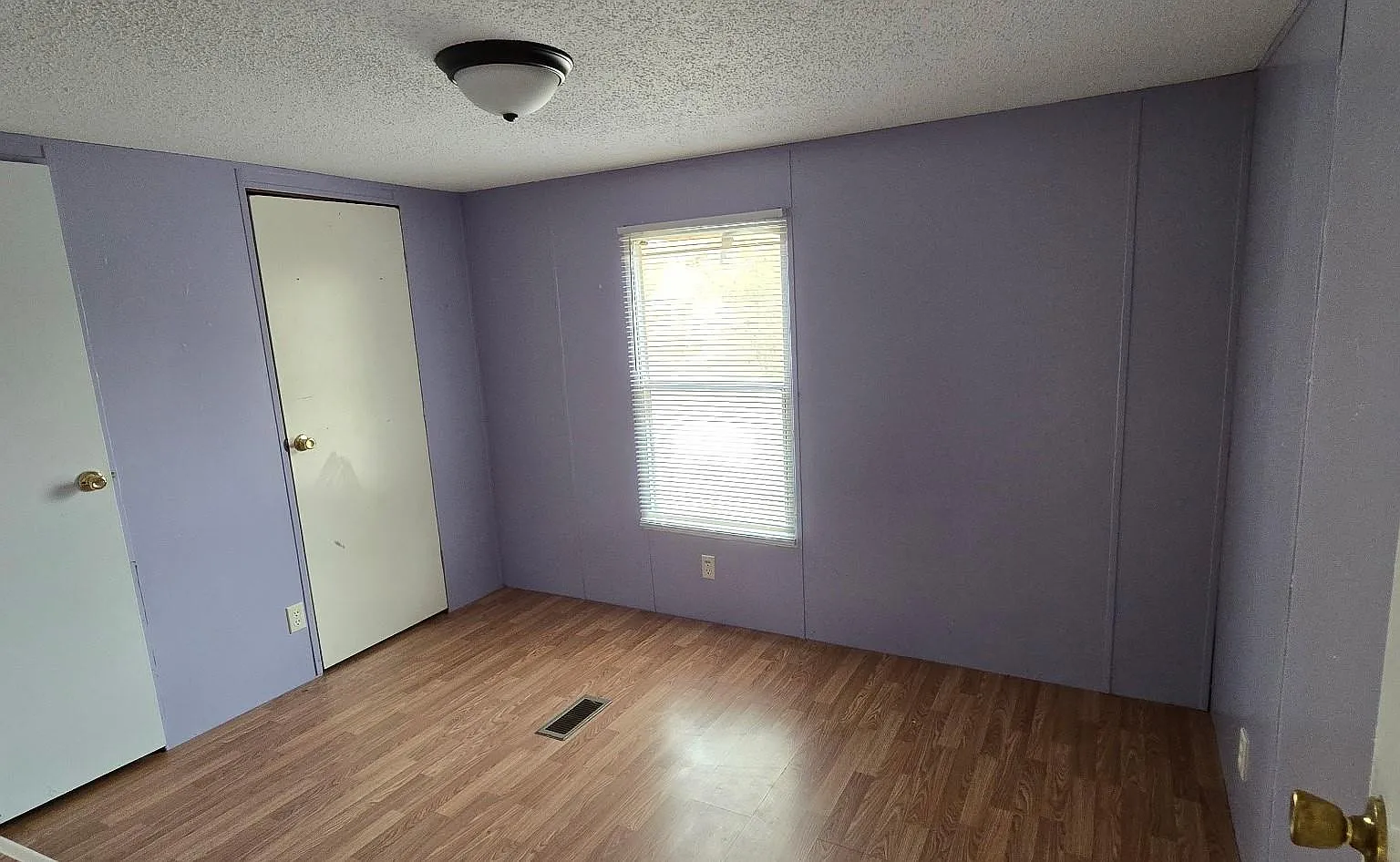 2 bed, 1.0 bath, $850 — Photo 4