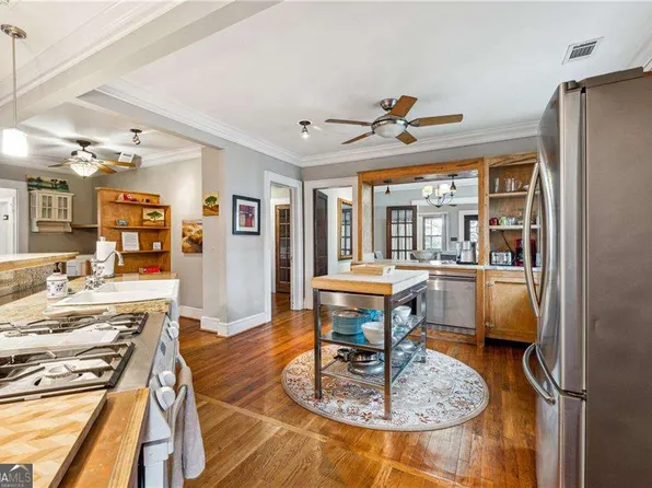 698 Bellemeade Ave NW, Atlanta, GA 30318