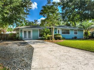 925 E 10th Ave, Mount Dora, FL 32757