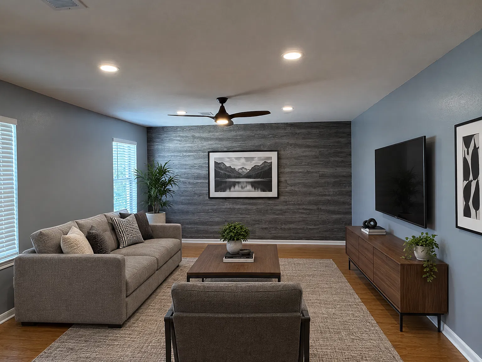 3 bed, 1400 sqft, $1,975 — Photo 1