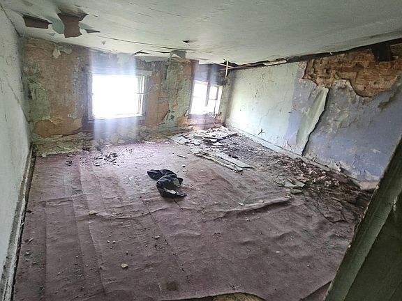 2nd image of 1917 Frederick Ave