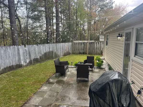 3807 Doe Clearing Ct, Wilmington, NC 28409