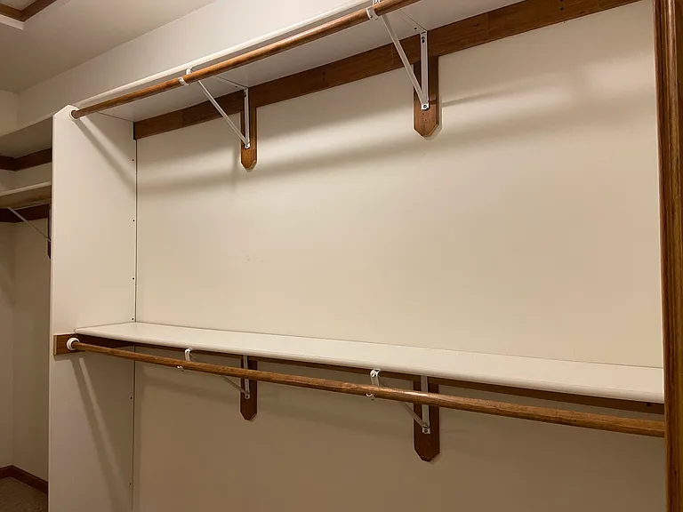primary bedroom walk in close