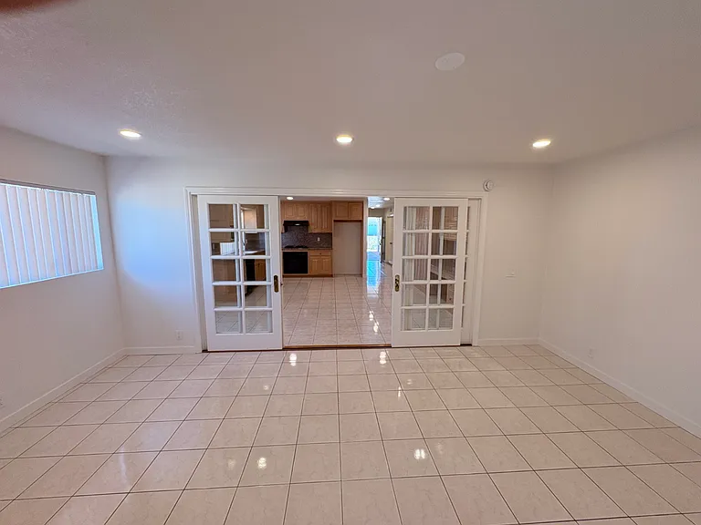 3922 Ash St — Photo 13