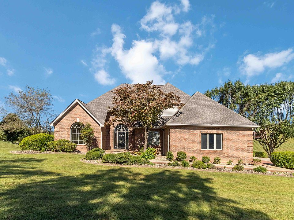 1st image of 346 Beechwood Dr