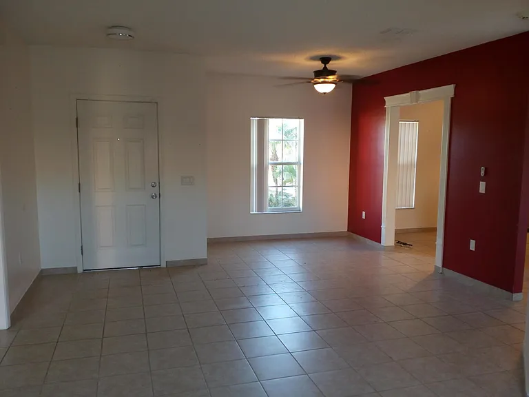 603 Fisher Ct — Photo 12