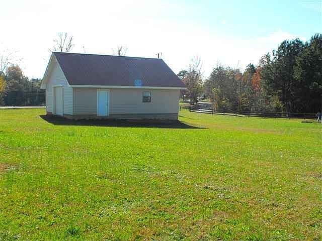 2nd image of 290 White Rd SE