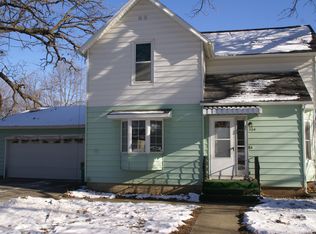 304 1st Ave NE, Dodge Center, MN 55927