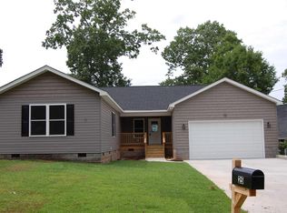 25 Mariners Lane, Prosperity, SC 29127