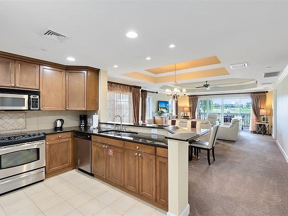 4th image of 1360 CENTRE COURT RIDGE DRIVE #201
