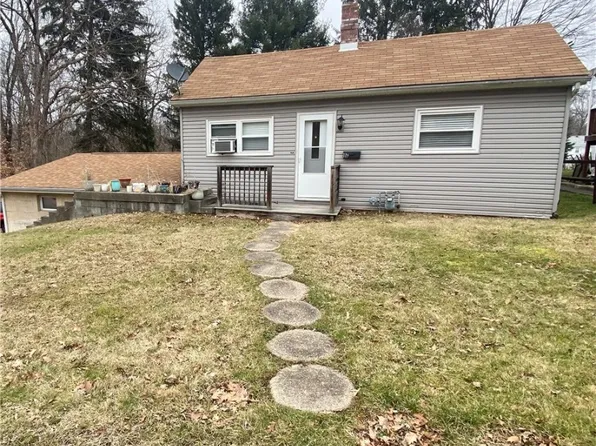 119 Plum Dr, Trafford, PA 15085