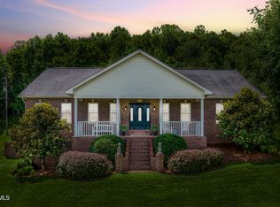 978 N Central Ave, Church Hill, TN 37642