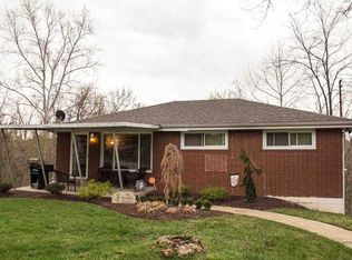 1151 Robbie Dr, Irwin, PA 15642