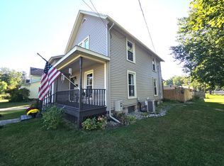 1002 S Broadway St, Hastings, MI