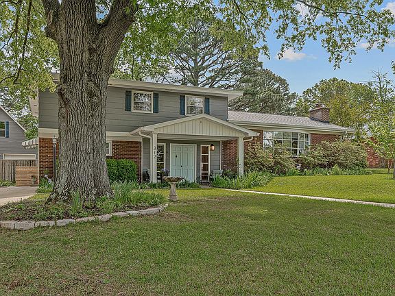 2nd image of 312 Marzee Ann Dr
