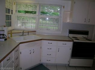 27440 Wait Rd, Sturgis, MI 49091