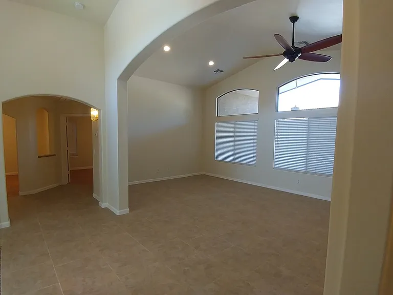 1004 W Dexter Way — Photo 5