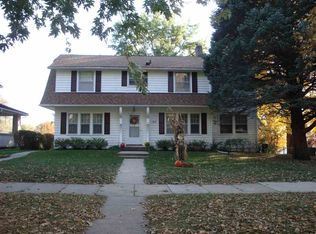 124 Alta Vista Ave, Waterloo, IA 50703