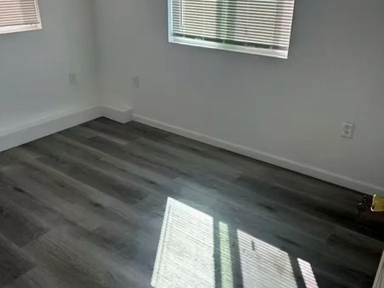 1467 N Hilltop Dr — Photo 6