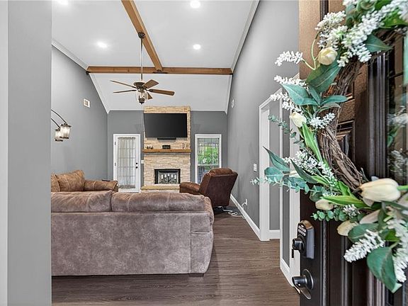 4th image of 2125 Owls Way