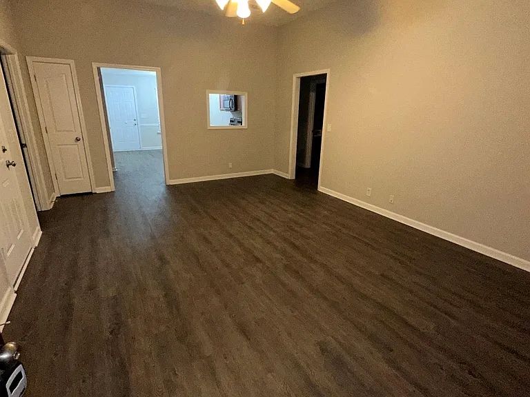 9209 Thomason Trl — Photo 2