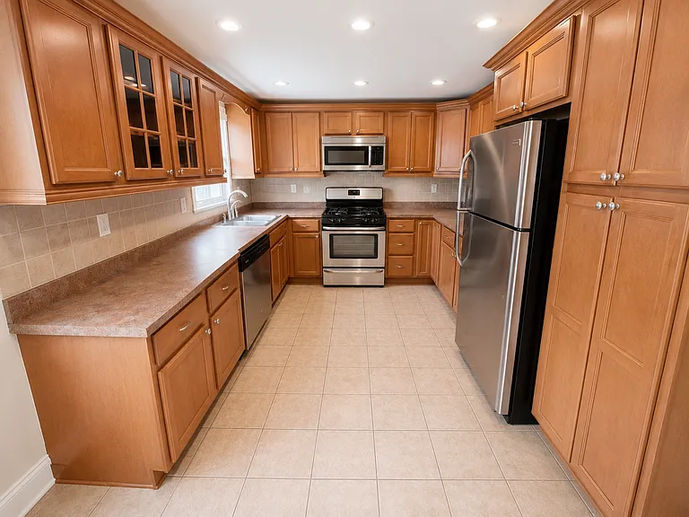 45 Van Ness Ave #2 — Photo 7