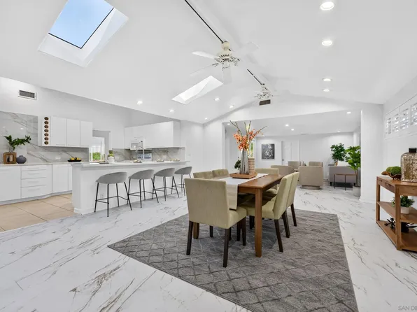 1166 Merritt Dr, El Cajon, CA 92020