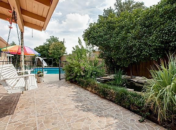 4th image of 1904 Glen Cove Cir